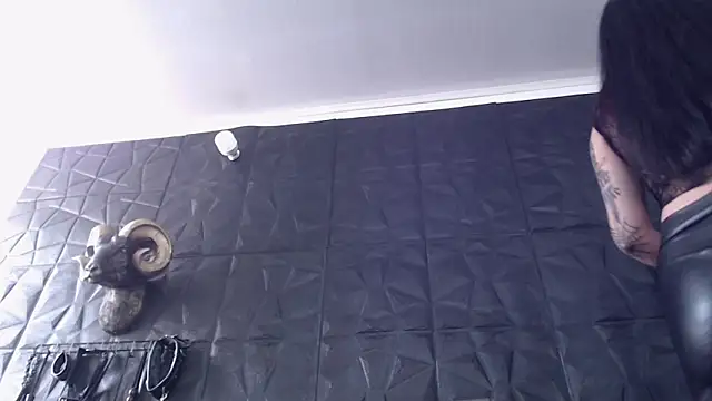 Agata Darkness online show from March 3, 2026, 7:09 pm