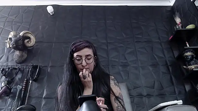 Snapshot of Agata_Darkness chatting on April 28, 2026, 5:40 pm Agata Darkness online show from April 28, 2026, 5:40 pm