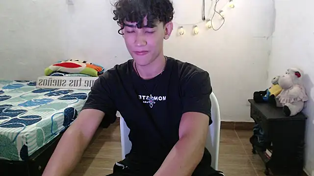 Snapshot of jake_willianss chatting on January 14, 2025, 8:26 pm jake willianss online show from January 14, 2025, 8:26 pm