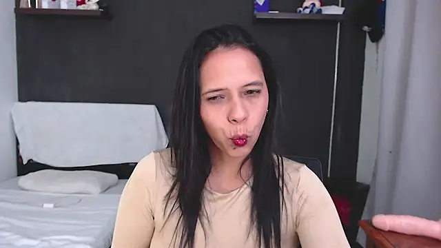 SusanLeroy online show from May 2, 2026, 9:47 am