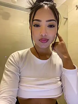 SOPHIACANDY19  online show from February 22, 2026, 9:57 pm