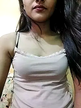 MISSQUEEN48 online show from February 25, 2026, 4:55 am