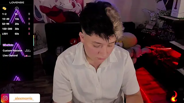 Snapshot of _AlexMorris chatting on November 12, 2025, 5:30 am AlexMorris online show from November 12, 2025, 5:30 am