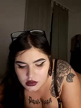 Snapshot of alexaandreea99 chatting on February 6, 2025, 12:43 am alexaandreea99 online show from February 6, 2025, 12:43 am