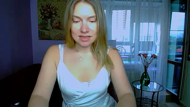 Snapshot of TaylorBre chatting on September 13, 2025, 5:29 am TaylorBre online show from September 13, 2025, 5:29 am