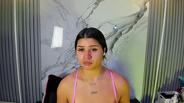 venusowen  online show from July 29, 2026, 1:31 pm