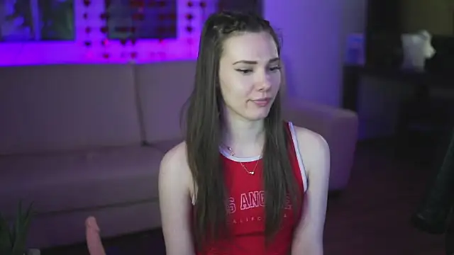 StephanieNeeson online show from February 24, 2025, 10:58 pm