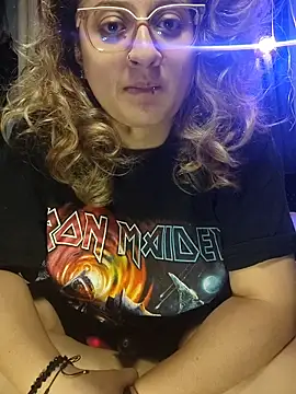 Snapshot of AnnieBigBoobs chatting on October 18, 2025, 10:32 pm AnnieBigBoobs online show from October 18, 2025, 10:32 pm