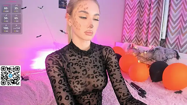 Snapshot of Danger_Bella chatting on October 30, 2025, 5:46 pm Danger Bella online show from October 30, 2025, 5:46 pm