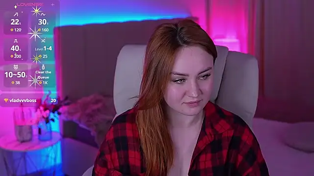 LovelyBell online show from March 4, 2025, 10:02 am