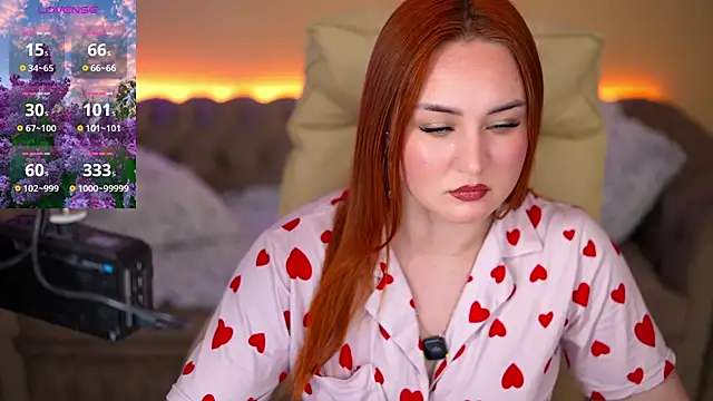 LovelyBell online show from May 25, 2026, 6:19 am