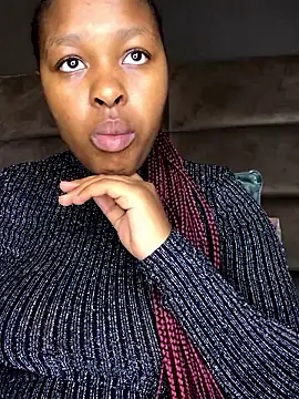 SelfMadeBarb online show from December 3, 2024, 7:54 am