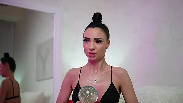 MaraJolie online show from December 29, 2024, 3:33 am