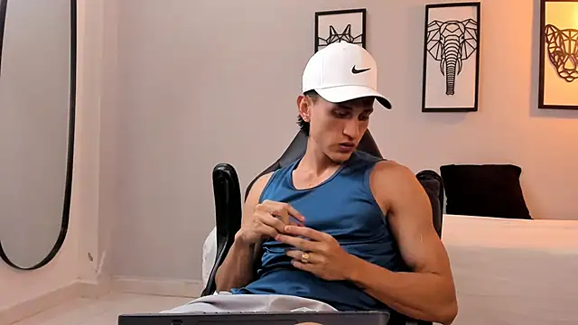 connor twink online show from January 14, 2025, 11:16 pm