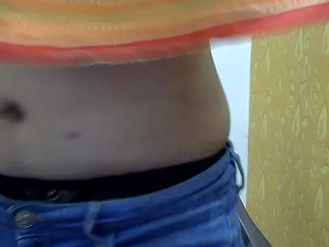 Snapshot of l_l_ish chatting on September 26, 2025, 5:44 am l l ish online show from September 26, 2025, 5:44 am