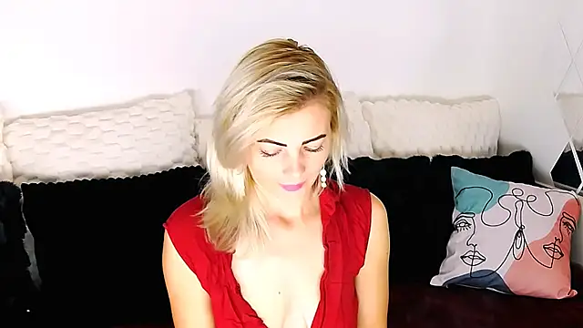 Aly girl1 online show from November 11, 2025, 2:17 pm