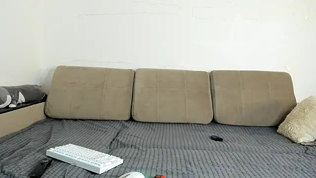 Ian Connery online show from January 3, 2025, 3:55 pm