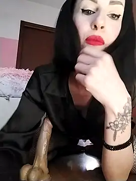 dahlia 82 online show from May 18, 2026, 9:48 am