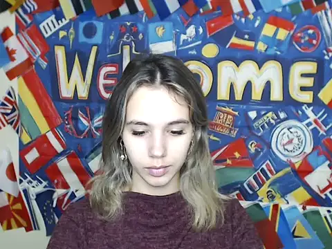  StAcY online show from October 18, 2025, 12:17 pm