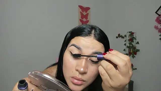 Emic  online show from September 20, 2025, 3:13 pm