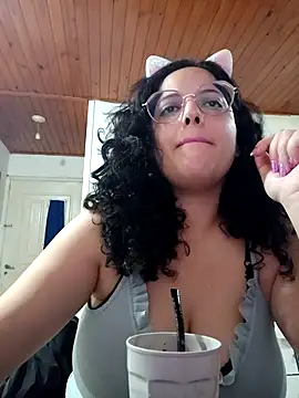 babyluna939 online show from November 16, 2025, 12:16 am