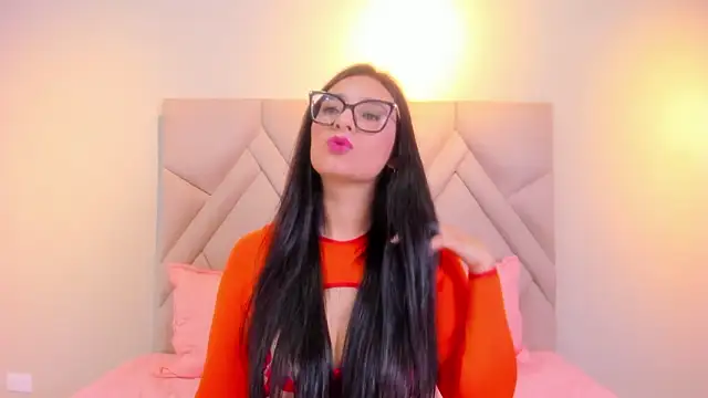 Snapshot of Isis_Osman chatting on March 12, 2026, 2:12 pm Isis Osman online show from March 12, 2026, 2:12 pm