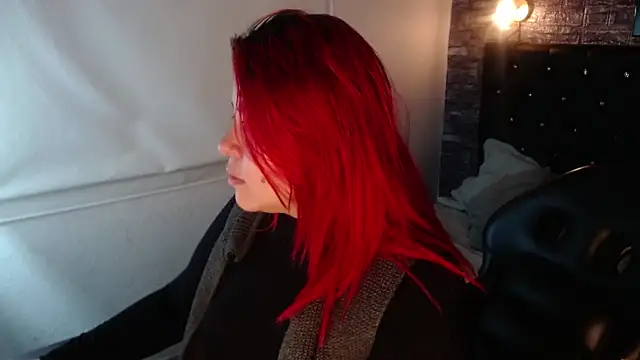 Bruja  Scarlata online show from December 13, 2024, 12:50 pm