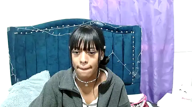 amathistalx online show from January 15, 2025, 1:41 pm