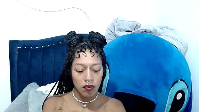 amathistalx online show from March 21, 2025, 6:07 pm