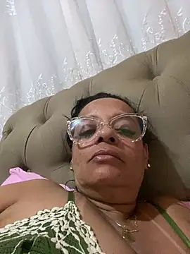 Snapshot of lomagata chatting on July 9, 2026, 9:52 pm lomagata online show from July 9, 2026, 9:52 pm