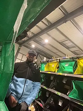 benben190 online show from March 10, 2025, 11:27 pm