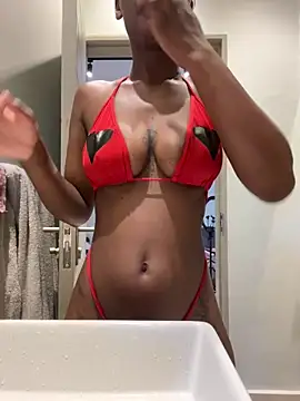 Snapshot of mmbaliii chatting on October 31, 2025, 10:27 am mmbaliii online show from October 31, 2025, 10:27 am