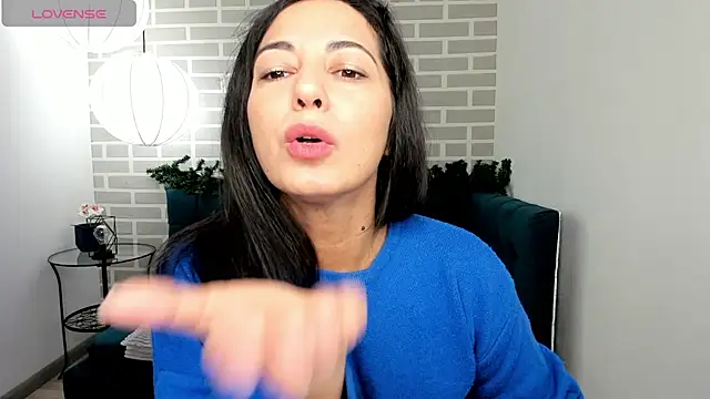 Linda Insatiable online show from November 30, 2025, 1:42 am