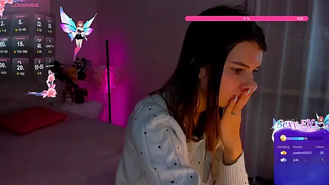 Laura Leee online show from January 6, 2025, 9:08 am