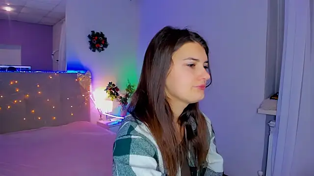 Laura Leee online show from January 10, 2026, 5:53 am