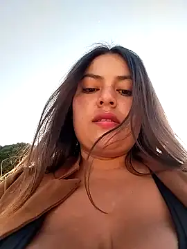 Snapshot of DULCE__26 chatting on February 15, 2025, 1:05 pm DULCE  26 online show from February 15, 2025, 1:05 pm