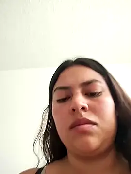 Snapshot of DULCE__26 chatting on February 17, 2025, 3:31 pm DULCE  26 online show from February 17, 2025, 3:31 pm