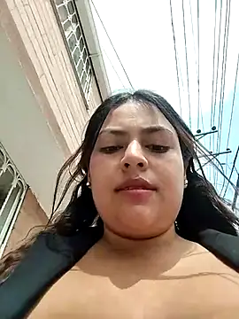 Snapshot of DULCE__26 chatting on March 4, 2025, 2:53 pm DULCE  26 online show from March 4, 2025, 2:53 pm