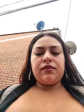 Snapshot of DULCE__26 chatting on March 18, 2025, 11:30 am DULCE  26 online show from March 18, 2025, 11:30 am