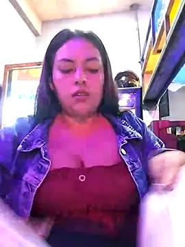 Snapshot of DULCE__26 chatting on March 20, 2025, 1:35 am DULCE  26 online show from March 20, 2025, 1:35 am