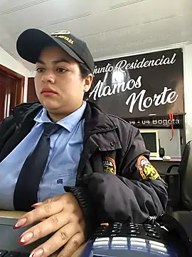Snapshot of DULCE__26 chatting on October 5, 2025, 12:03 pm DULCE  26 online show from October 5, 2025, 12:03 pm