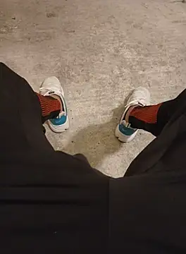 Snapshot of casper0303 chatting on October 11, 2025, 4:05 pm casper0303 online show from October 11, 2025, 4:05 pm