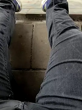 OdinWolf1990 online show from November 19, 2025, 9:53 am