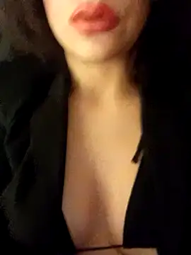 Snapshot of Katerina_Brownie chatting on December 9, 2024, 8:54 pm Katerina Brownie online show from December 9, 2024, 8:54 pm