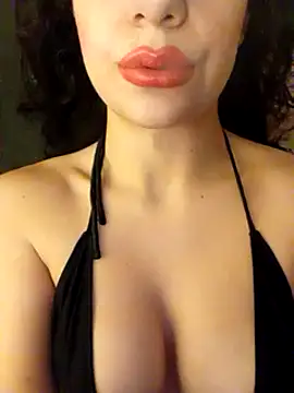 Snapshot of Katerina_Brownie chatting on December 12, 2024, 10:09 pm Katerina Brownie online show from December 12, 2024, 10:09 pm
