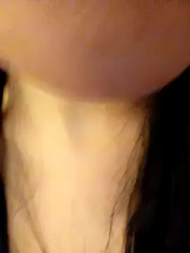Snapshot of Katerina_Brownie chatting on December 19, 2024, 9:17 pm Katerina Brownie online show from December 19, 2024, 9:17 pm