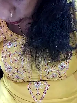 Urmila bhabhii online show from January 25, 2025, 2:58 pm