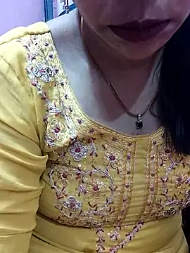 Urmila bhabhii online show from March 8, 2025, 4:39 pm