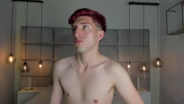 Un Slutty online show from January 3, 2025, 7:50 pm