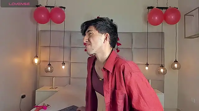 Un Slutty online show from February 14, 2025, 8:26 pm